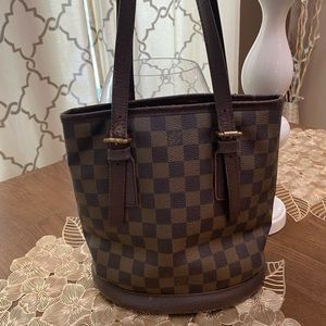 ⭐️SOLD⭐️Louis Vuitton LV Tote Bag Marais Browns